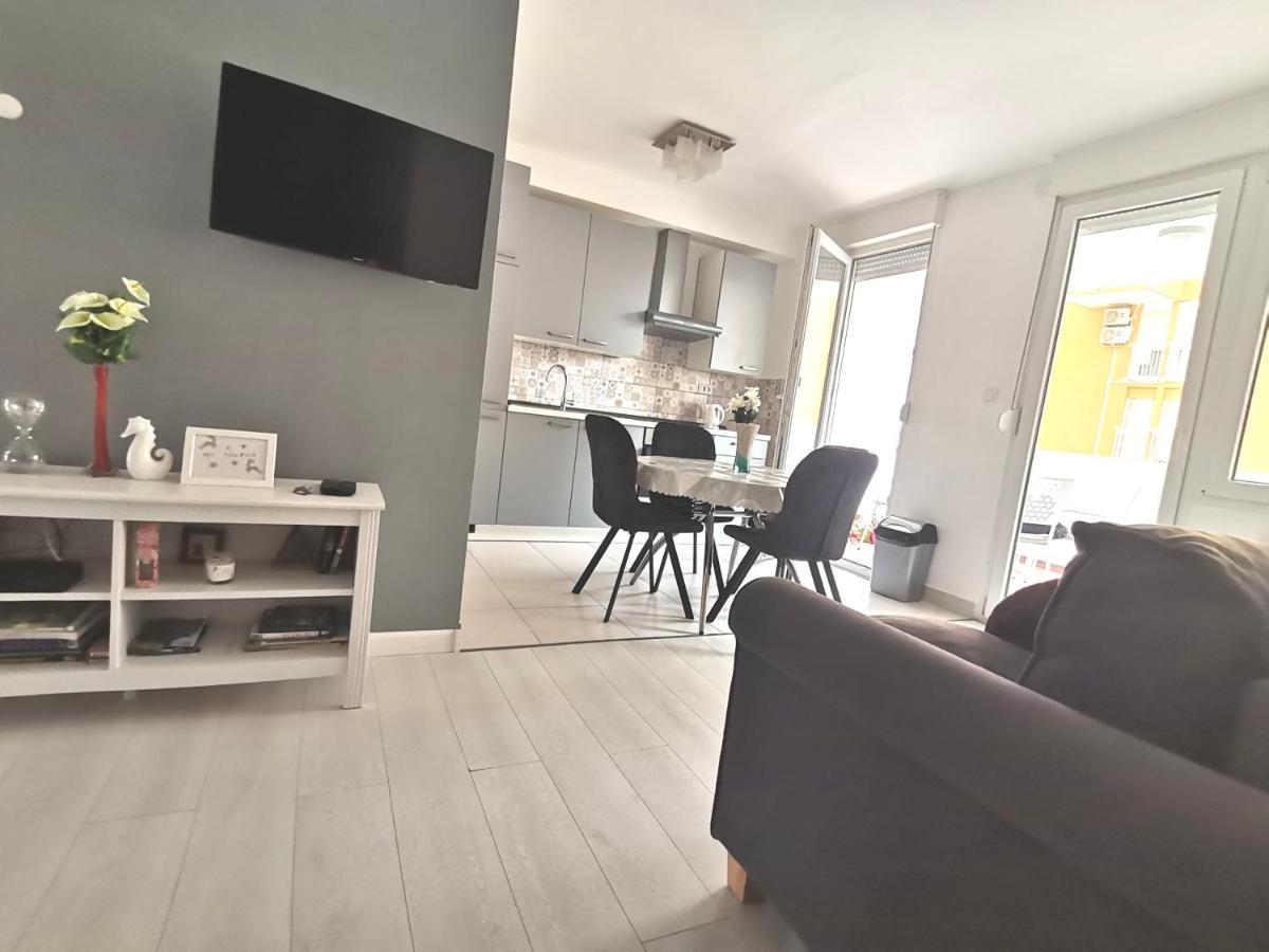 Residential Apartment Σπλιτ Εξωτερικό φωτογραφία